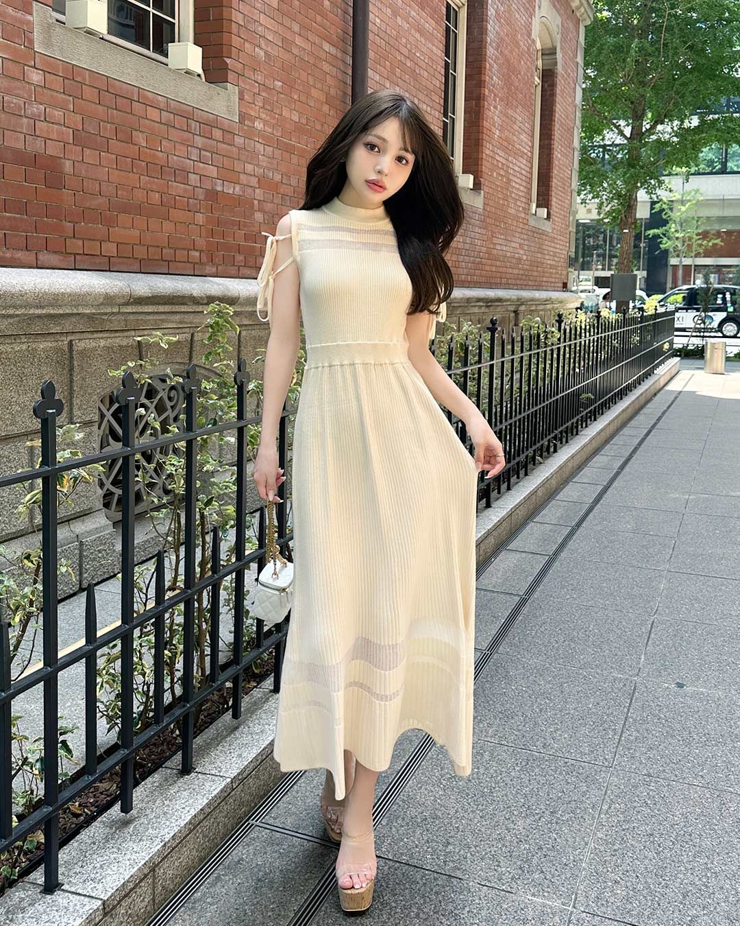 ワンピース Chantilly Midi Dress rose beige / M chiffon pleated dress – BUNNY APARTMENT