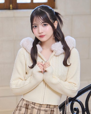 rady　　UVパーカー　ホワイト　♥︎Mサイズ♥︎　残り2 Rady購入品「UVニットパーカー」の着心地やサイズ感を口コミレポ