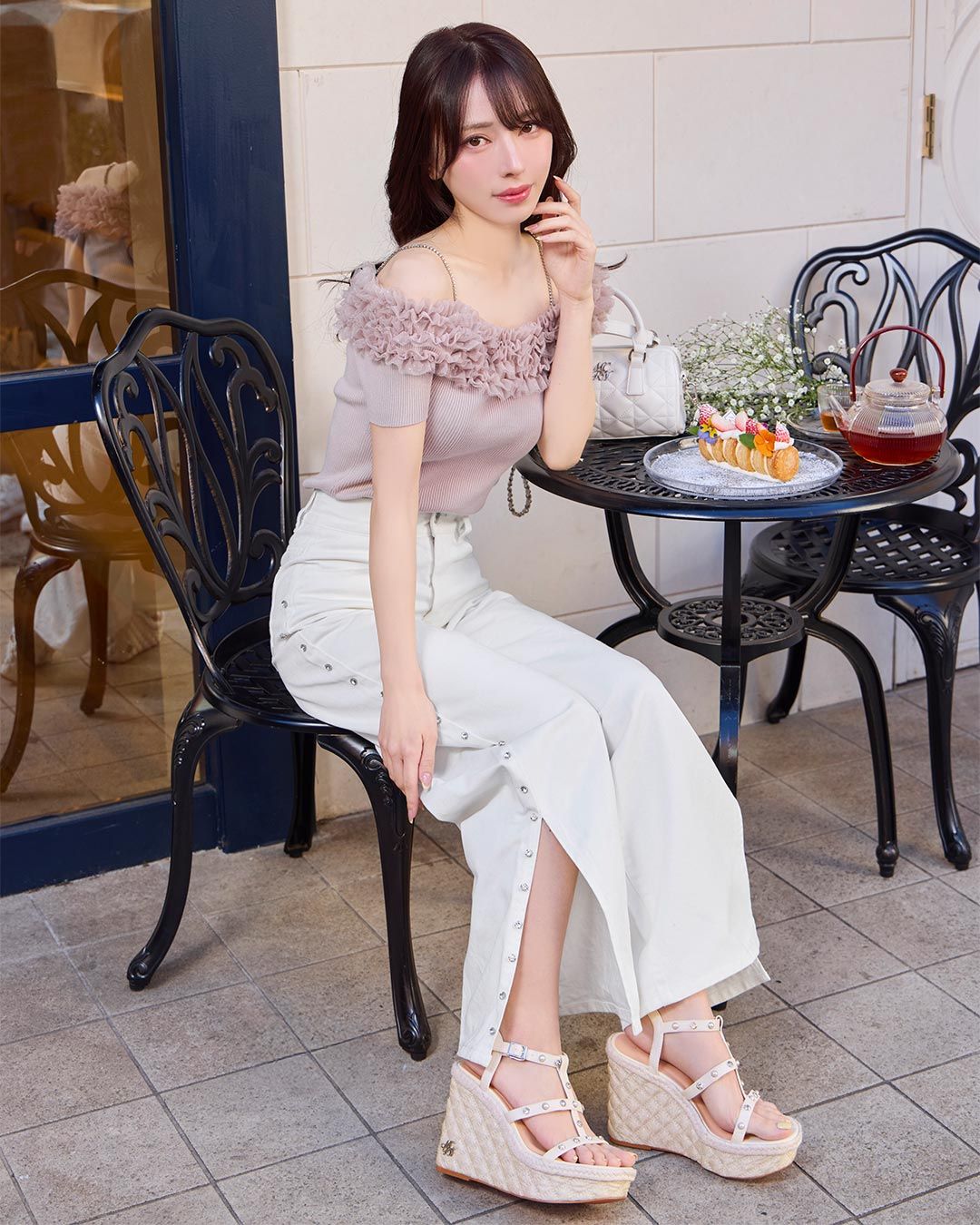 まきでこさま　ご確認用 サイドビジューワイドデニムパンツ ライトブルー | ファッション