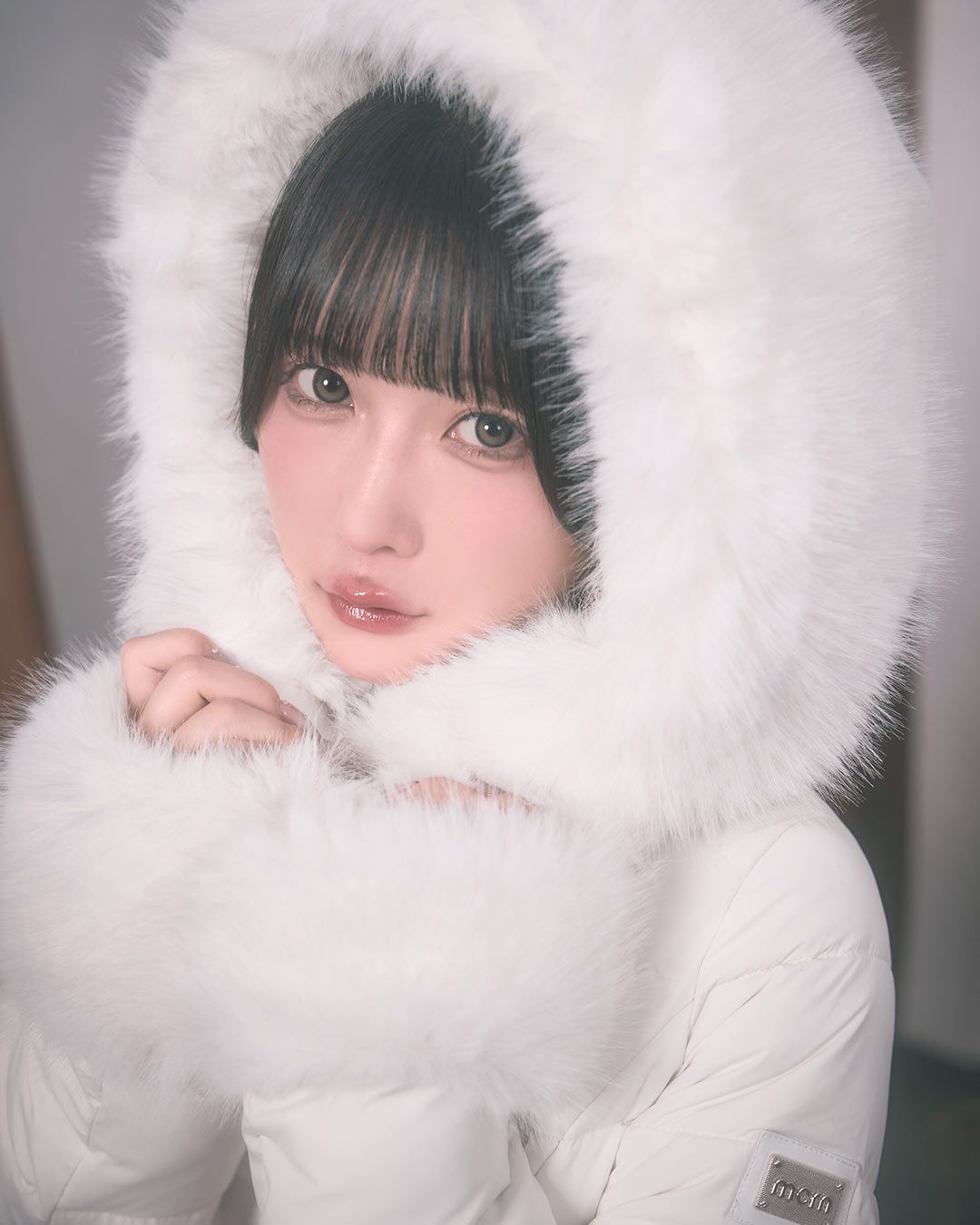 新品タグ付き ミシェルマカロン 美くびれフェイクファーダウンコート ブラック 美くびれフェイクファーダウンコート ブラック | ファッション通販