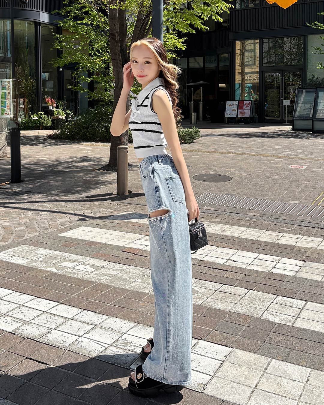 サイドカットビジューデニムパンツ ブルー | ファッション通販