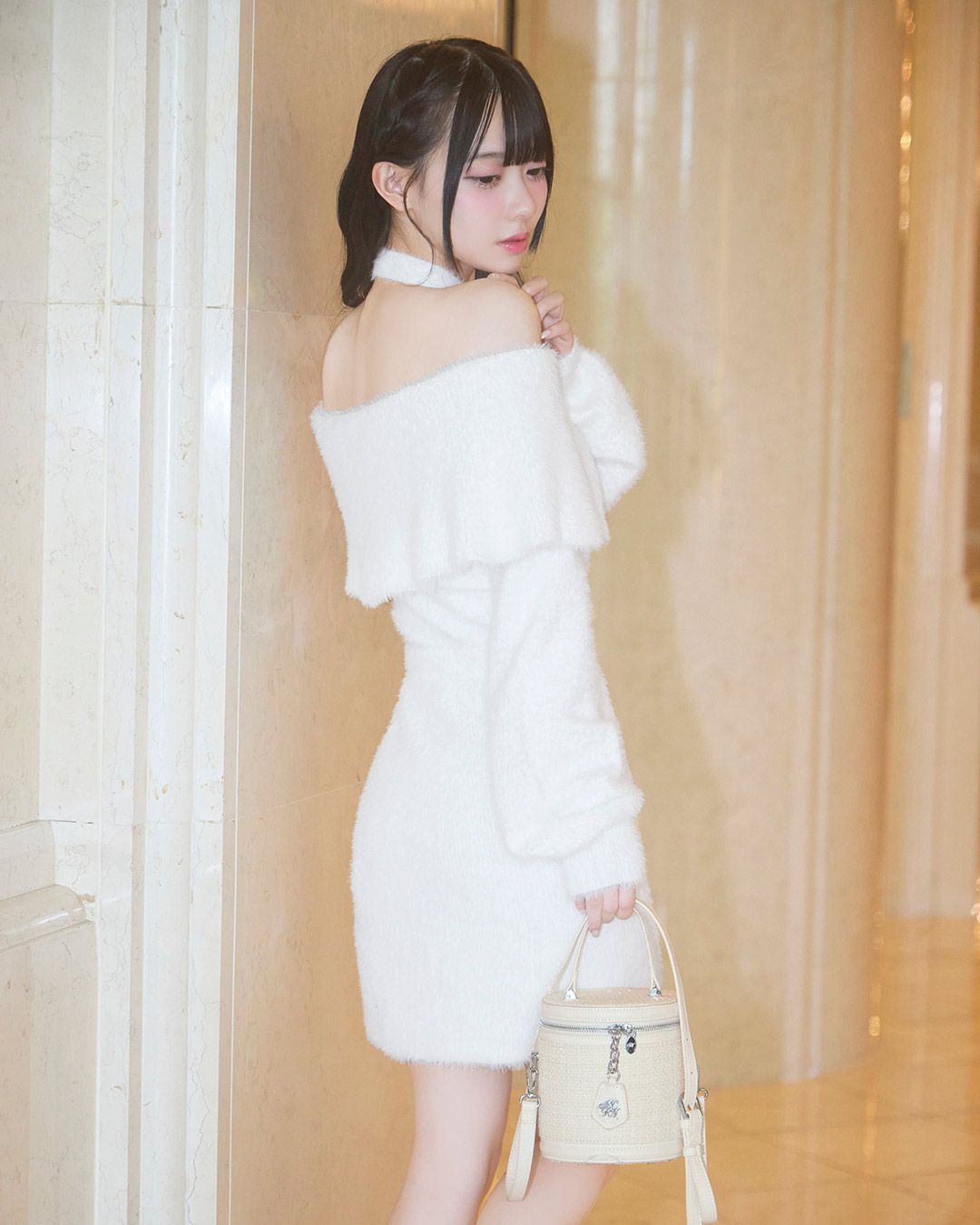 michellMacaronビッグカラーシャギーニットワンピ ミシェルマカロン ビッグカラーシャギーニットワンピ ホワイト | ファッション通販