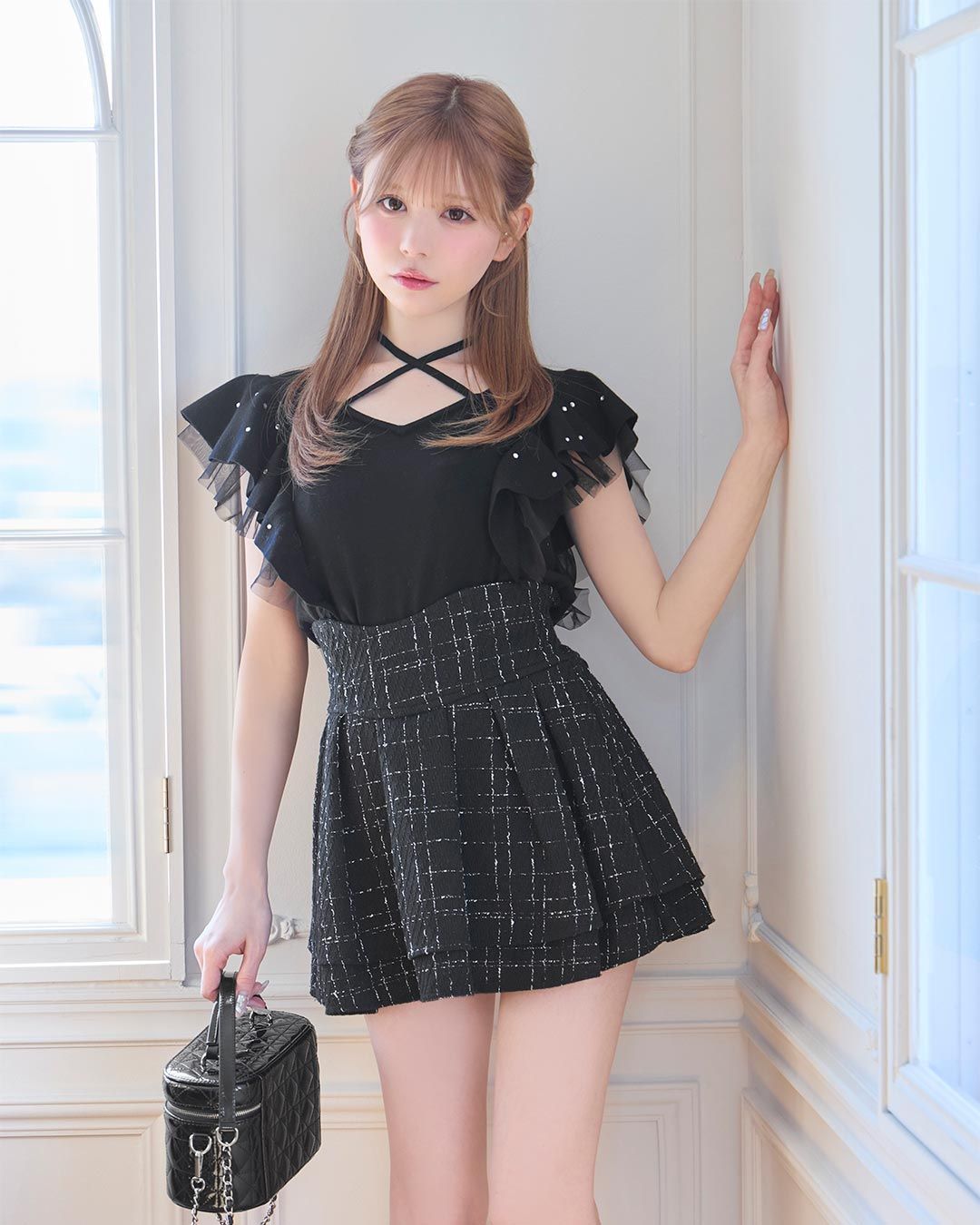 く*中様 ビジューフリルニットトップス アイボリー ビジューフリルニットトップス アイボリー | ファッション通販