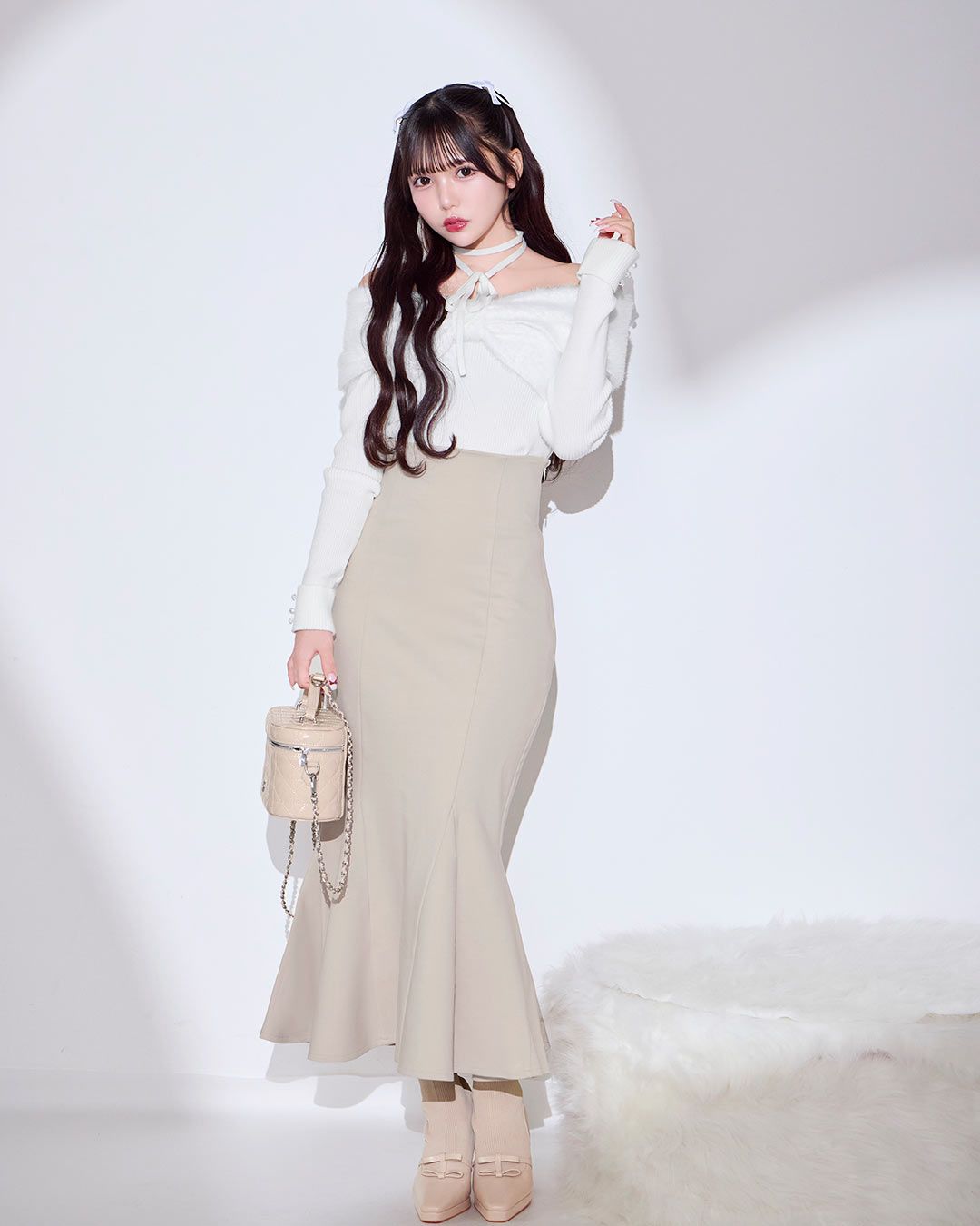 あざとオフショルリボンニット ブラック | ファッション通販＆メディア