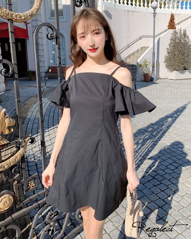 THE TOE ブラック オフショルダー ワンピース M Erie Frills Onepiece – THE TOÉ