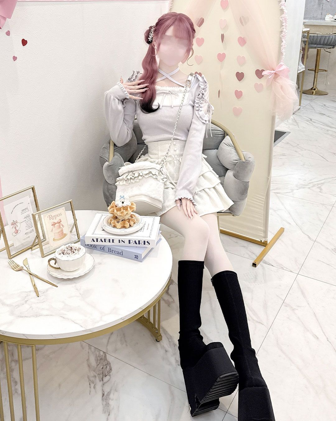チョーカー付きフリルショルダートップス ホワイト | ファッション通販