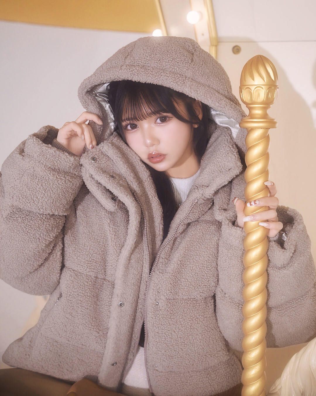 完売品 ミシェルマカロン フーディーボアショートブルゾン オフホワイト フーディーボアショートブルゾン オフホワイト | ファッション通販