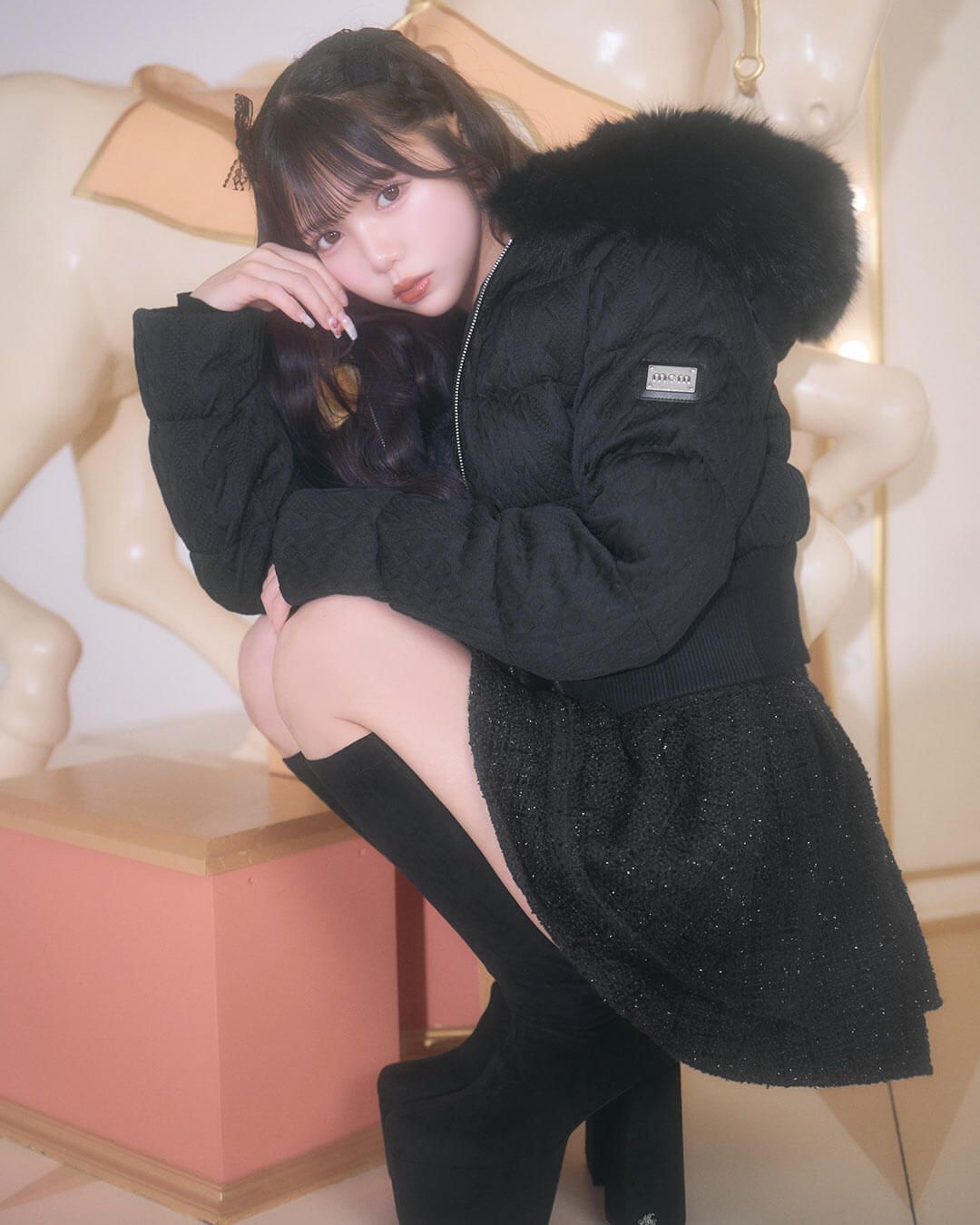 ファーフードケーブル柄ショートダウン ブラック | ファッション通販