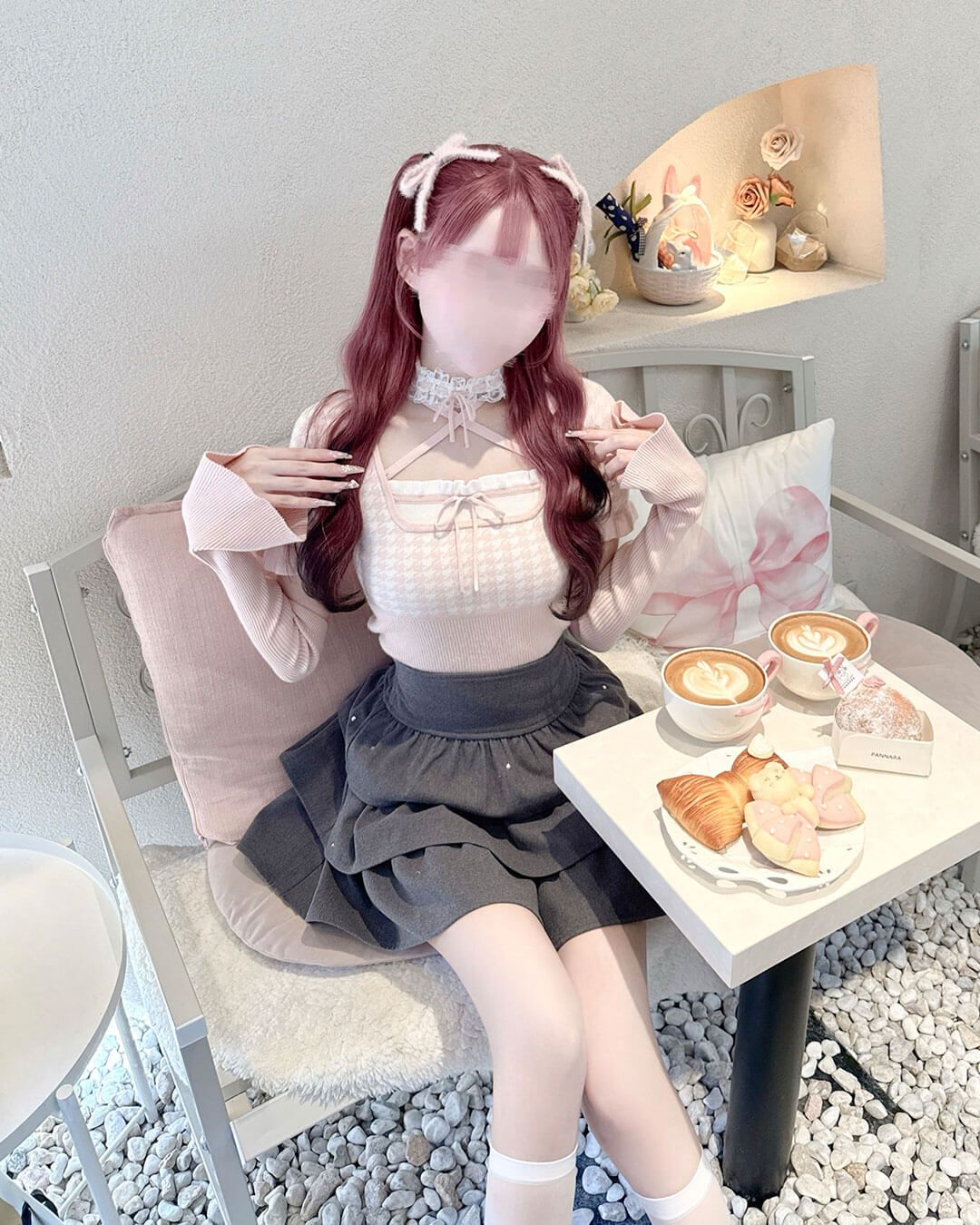 レースチョーカー付き千鳥柄トップス ブラック | ファッション通販