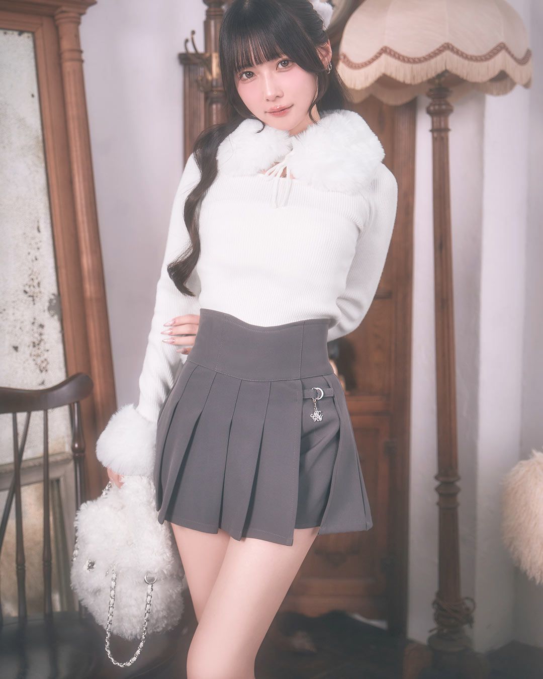 美脚スカパン グレー | ファッション通販＆メディアMyColor ～マイカラー～