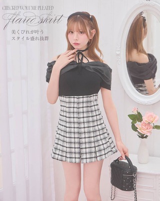 サテンビジューリボンサンダル ブラック | ファッション通販＆メディア