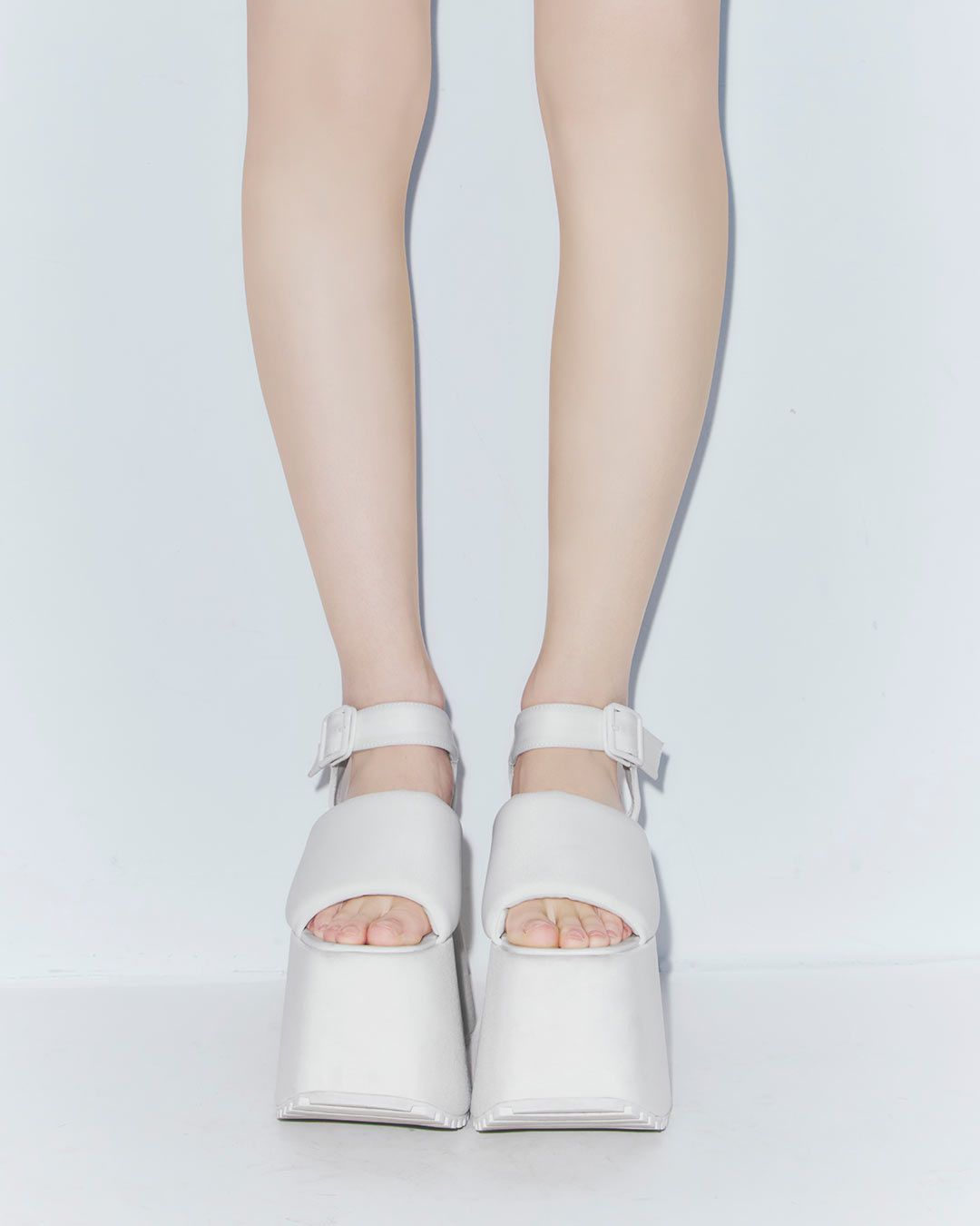 厚底パテッドサンダル ホワイト | ファッション通販＆メディアMyColor