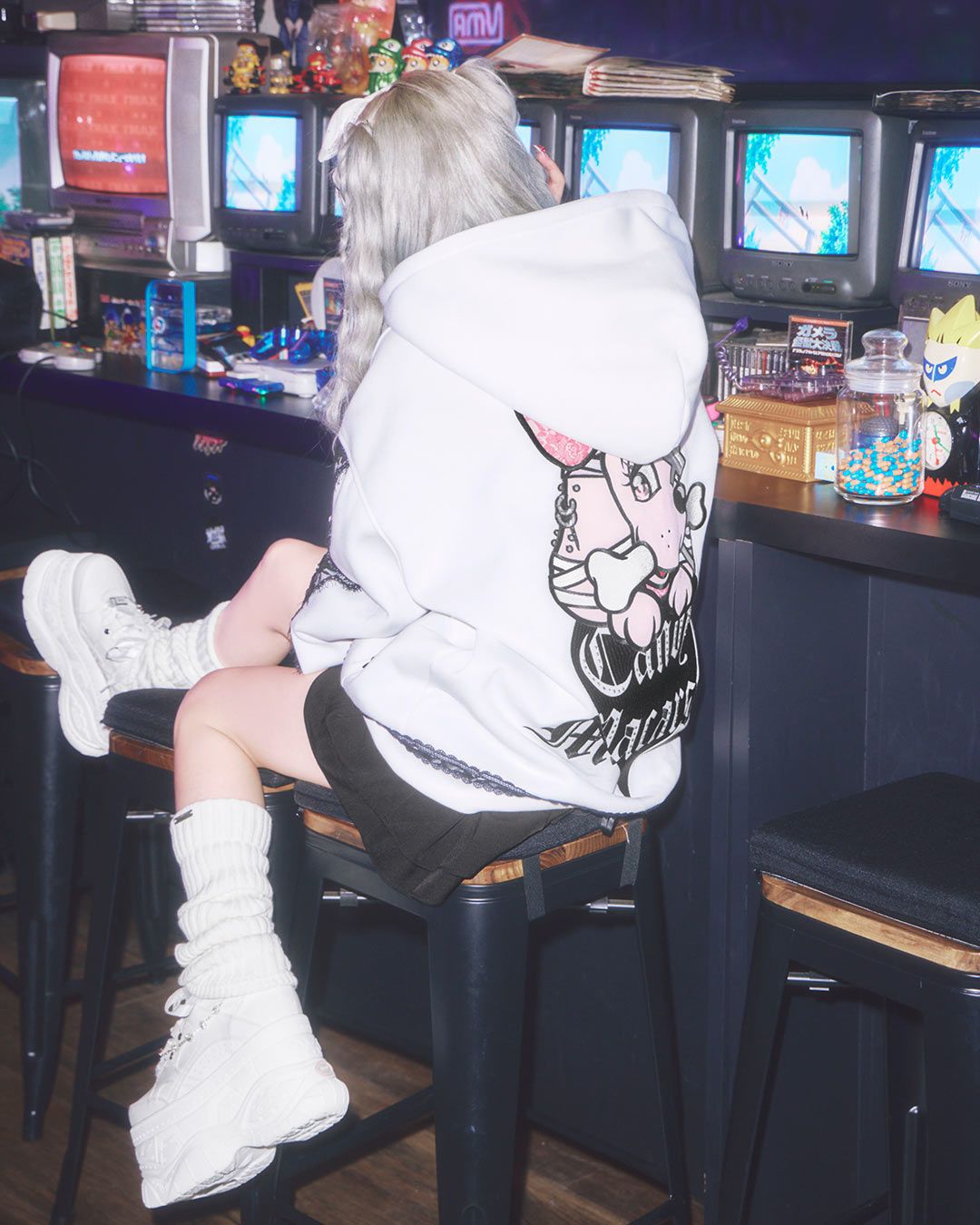 ガルフィーコラボBIGパーカー ホワイト | ファッション通販＆メディア