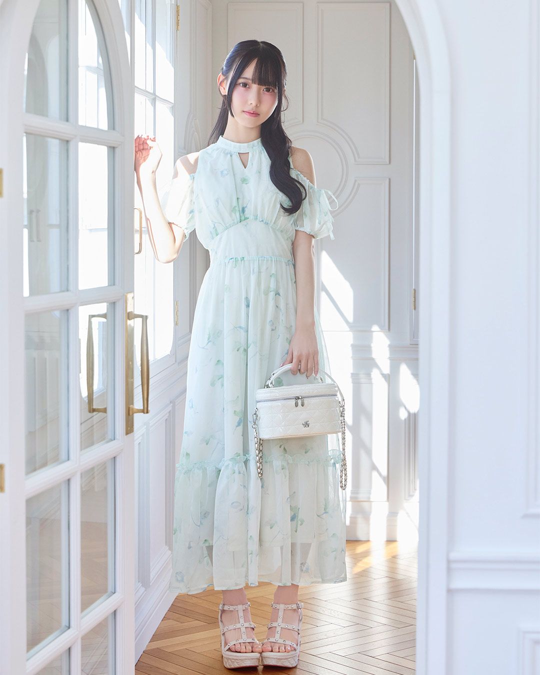 ミシェルマカロン ロイヤルフルールリボンフレアワンピ 今期新作 ミシェルマカロン ロイヤルフルールリボンフレアワンピ 今期新作