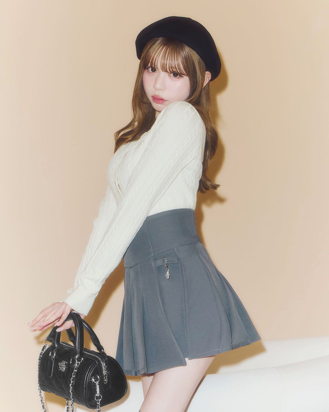 美脚スカパン グレー | ファッション通販＆メディアMyColor ～マイカラー～