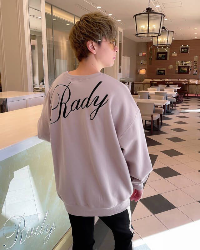 Rady バックロゴトレーナー ユニセックス ブラック × ホワイト