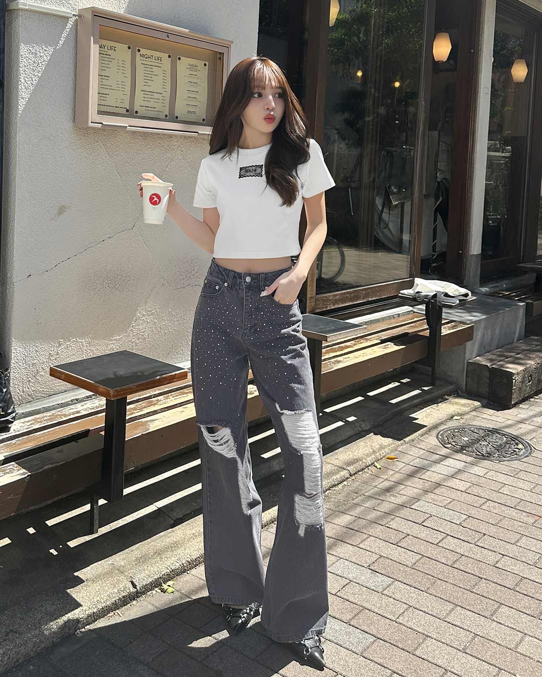 SOLNI ラインストーンクラッシュデニムパンツ ラインストーンクラッシュデニムパンツ グレー | ファッション