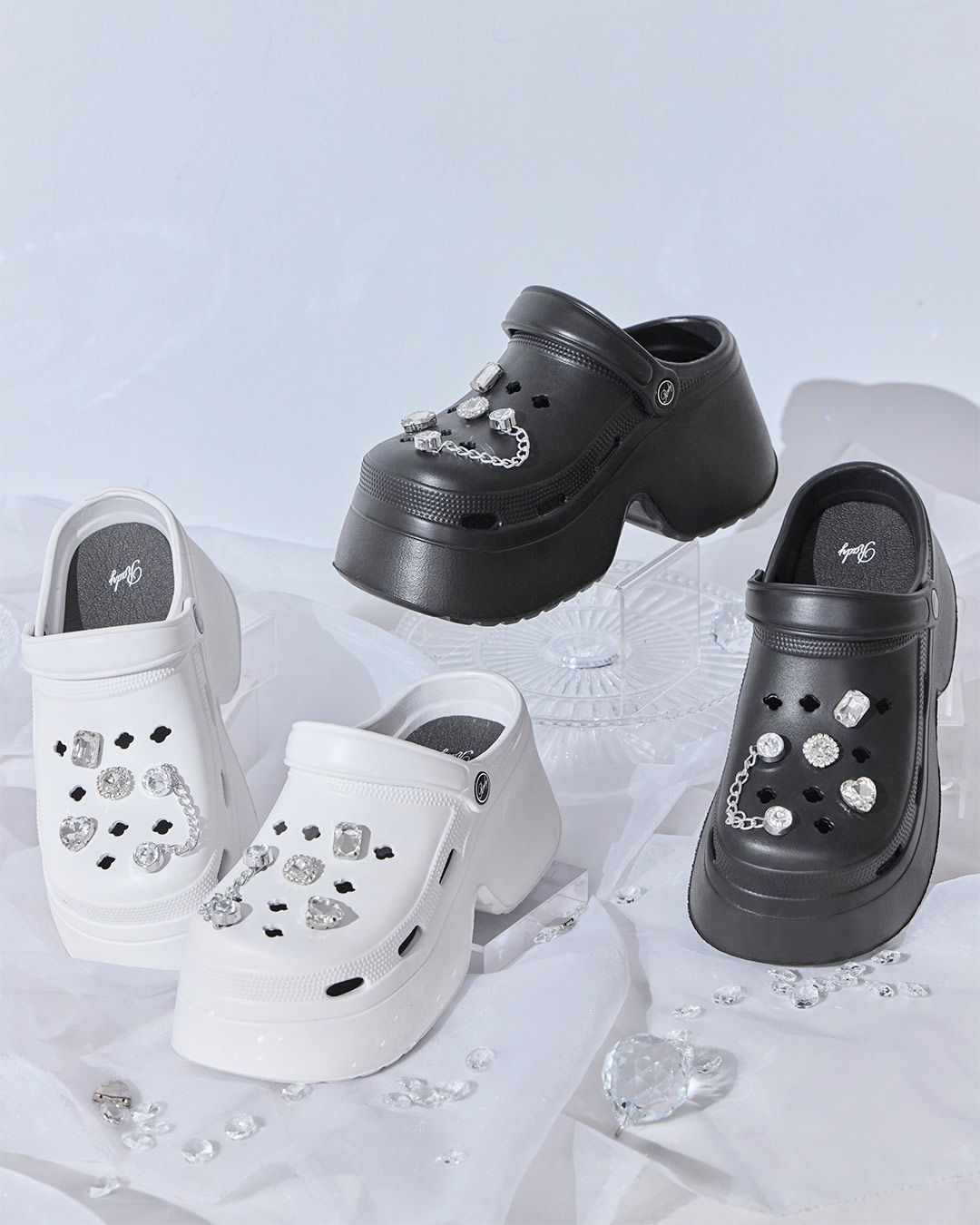 【Rady】美品 ビジュー 厚底 サンダル ブラック 24.5㎝ 厚底ビジューサンダル ブラック | ファッション通販＆メディア