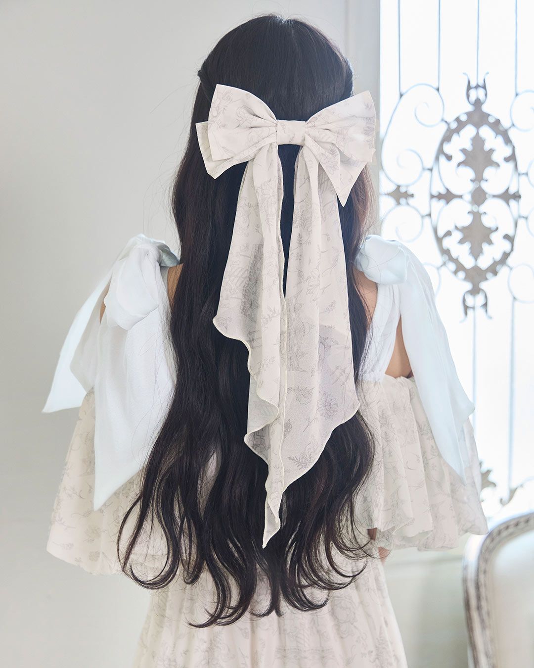 ミシェルマカロン ロイヤルフルールワンピース（ヘアリボン付き） グレー ロイヤルフルールシリーズ♡