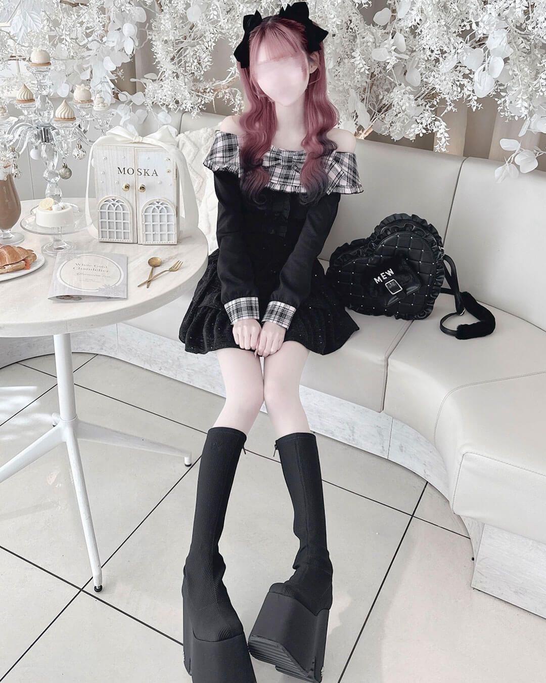 ハニーミュウ チェックビッグリボンオフショルトップス XS チェックビッグリボンオフショルトップス ブラック | ファッション通販