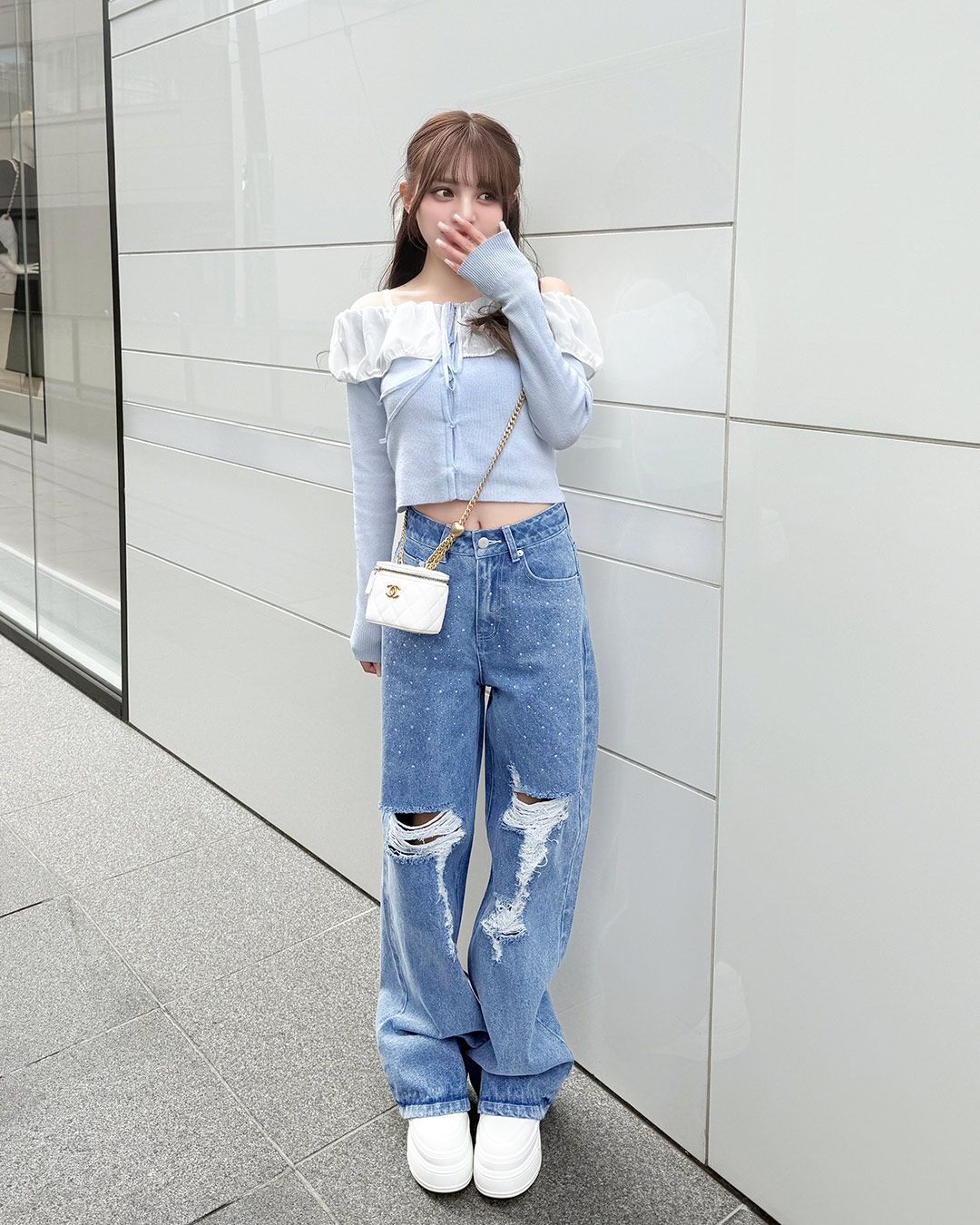 SOLNI ラインストーンクラッシュデニムパンツ ラインストーンクラッシュデニムパンツ グレー | ファッション