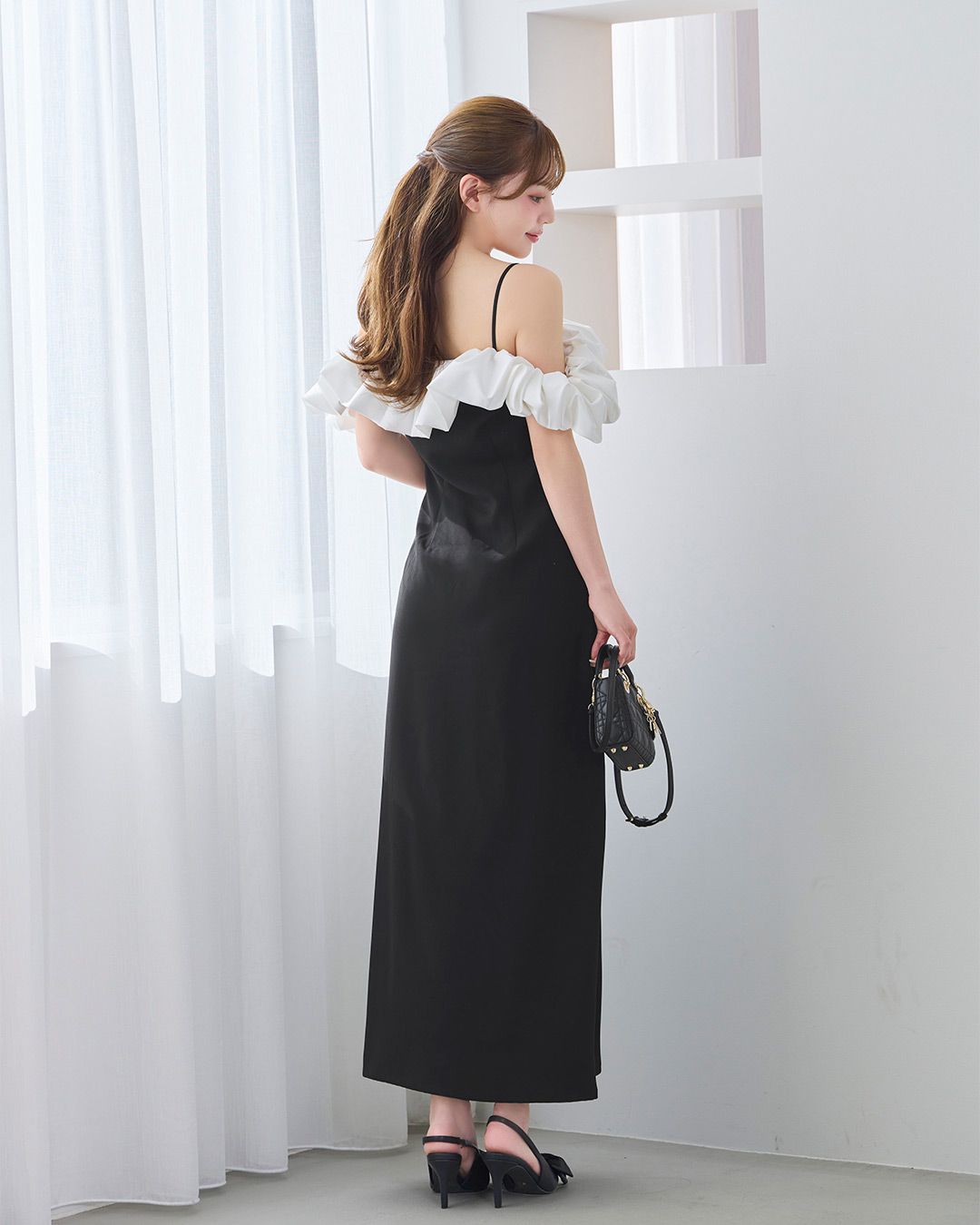 バイカラーフリルマキシワンピース ブラック | ファッション通販