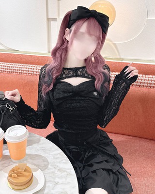 HONEYMEW チョーカー付きビッグリボンアンサンブルトップス ブラック チョーカー付きビッグリボンアンサンブルトップス サックスブルー