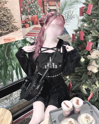 ビッグリボンシャギーアンサンブルトップス ブラック | ファッション