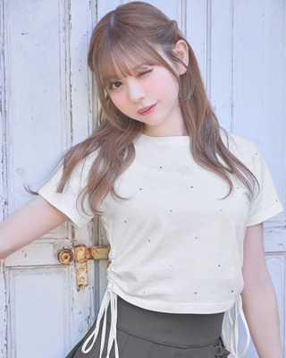 ミシェルマカロン　ビックリボンブラウス 　レッド　♥︎フリーサイズ♥︎　残り1 ミシェルマカロン ビックリボンブラウス レッド フリーサイズ