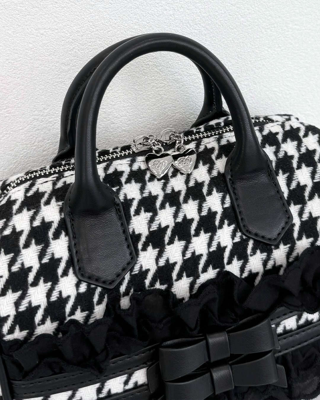 ハニーミュウ　千鳥リボンボストンバッグ　SJS0098M　ブラック 千鳥リボンボストンバッグ ブラック×ブラック | ファッション通販