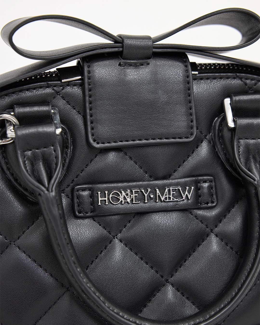 ポーチ付きキルティングバッグ ホワイト | ファッション通販＆メディア