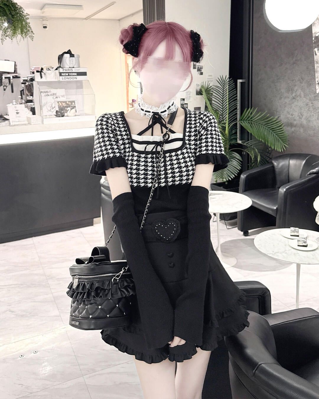 ハニーミュウ レースチョーカー付き千鳥柄トップス XS 黒 レースチョーカー付き千鳥柄トップス ブラック | ファッション通販