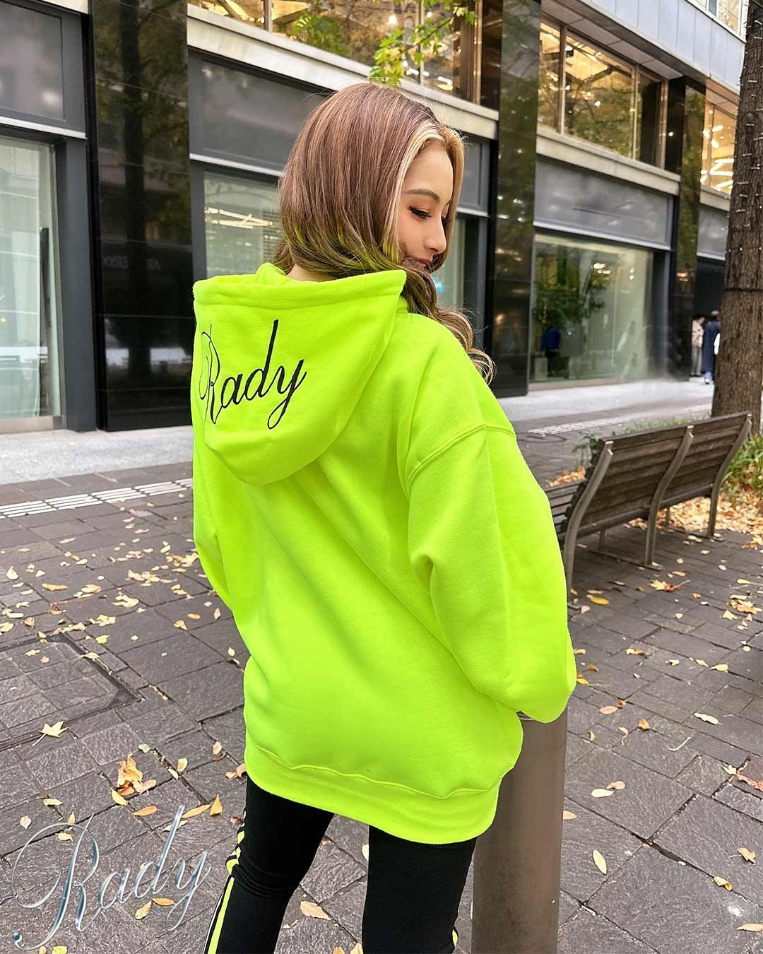 Radyフーディーセットアップ ネオンイエロー | ファッション通販&メディアMyColor ~マイカラー~ Radyフーディーセットアップ ネオンイエロー | ファッション通販&メディアMyColor ~マイカラー~
