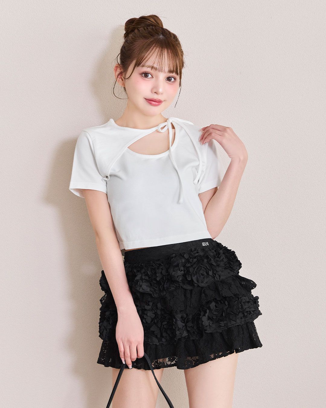 SOLNI アシメリボンネックTシャツ アシメリボンネックTシャツ ブラック | ファッション通販