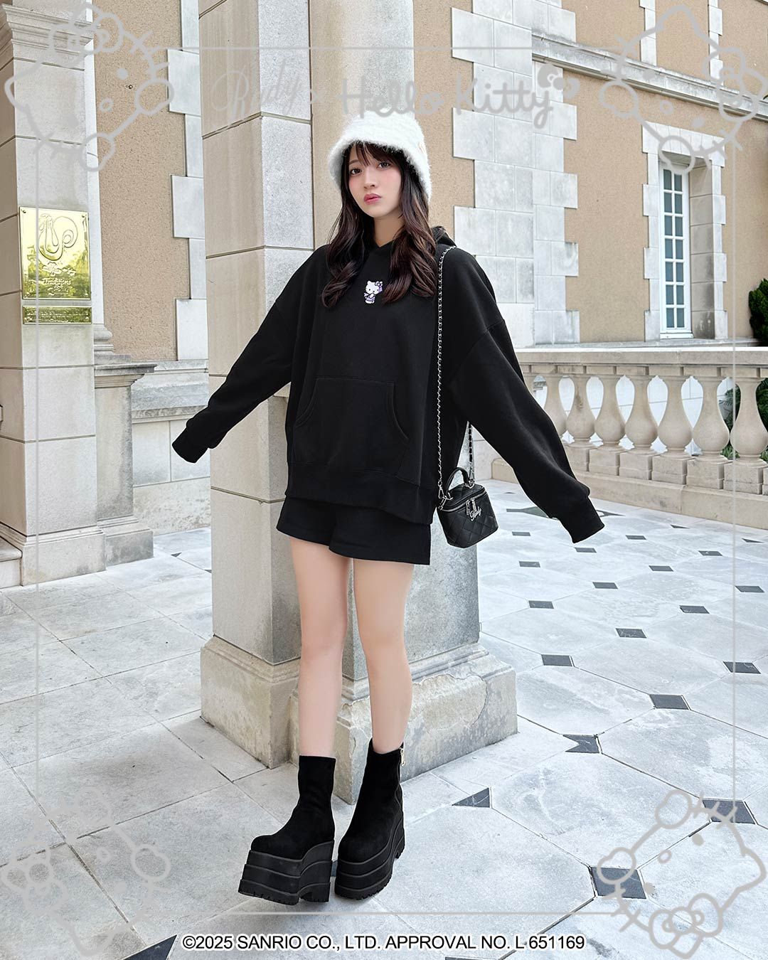 美品！Rady キャンディちゃん ニットパーカー  ブラック ラフに着て、品よく見せる【 nop de nod 】大人のためのニットパーカー