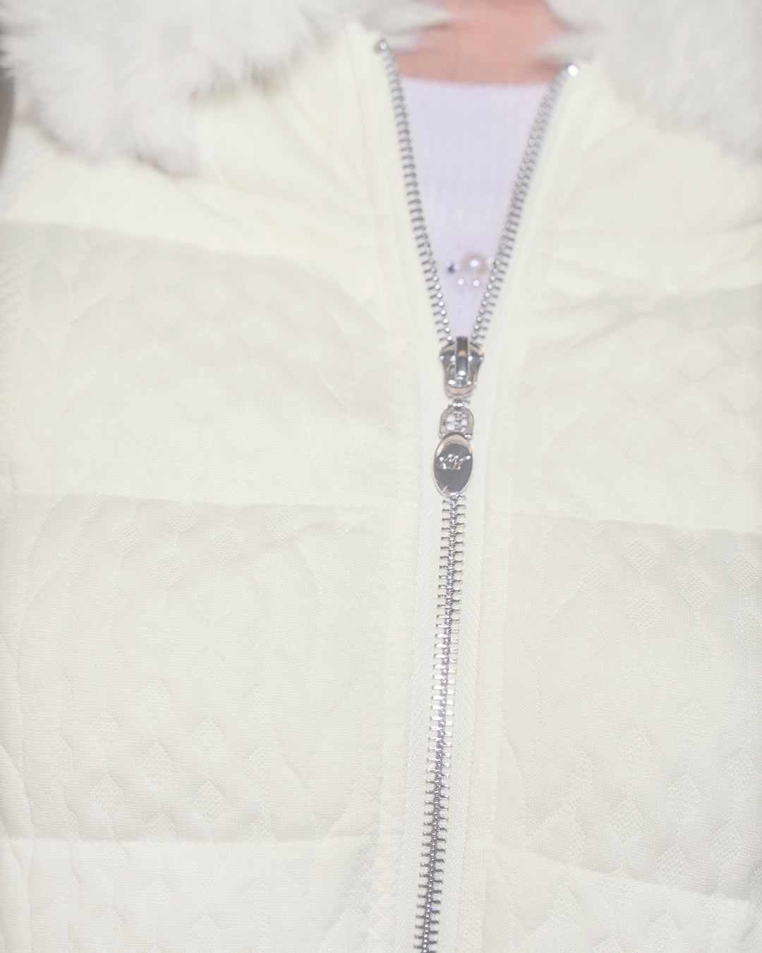 ファーフードケーブル柄ショートダウン ブラック | ファッション通販