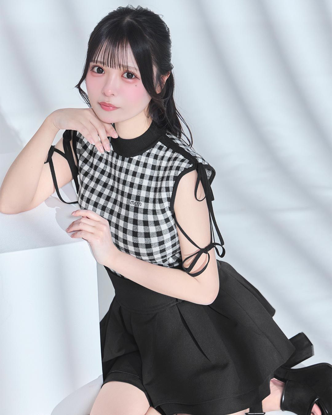 ミシェルマカロン リボンドロストニットトップス - メルカリ