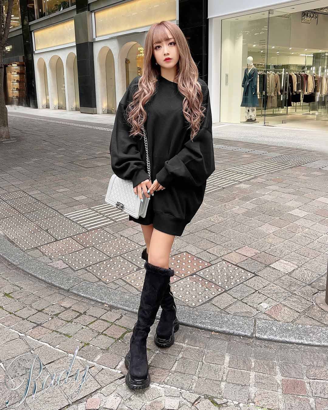 Rady バックロゴ レインボー トレーナー♡新品未使用♡ユニセックス♡ Rady レインボー バッグロゴトレーナー ユニセックス♡♡新品