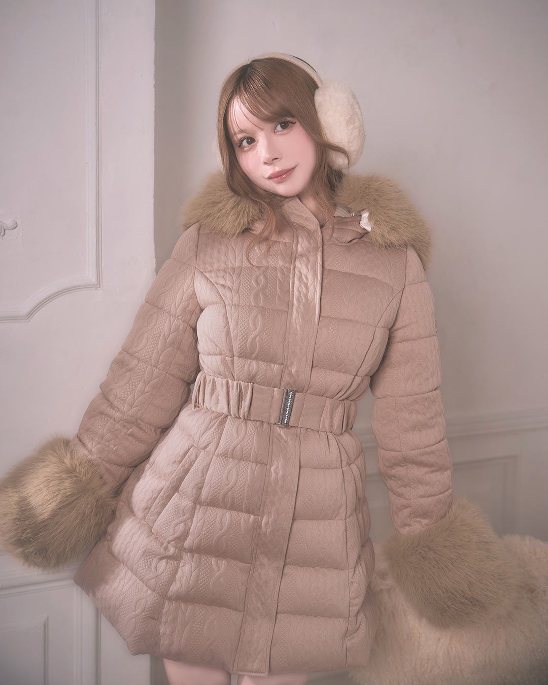 ミシェルマカロン　ケーブル柄ベルトダウンコート FREEサイズ　ベージュ ケーブル柄ベルトダウンコート ベージュ | ファッション通販＆メディア