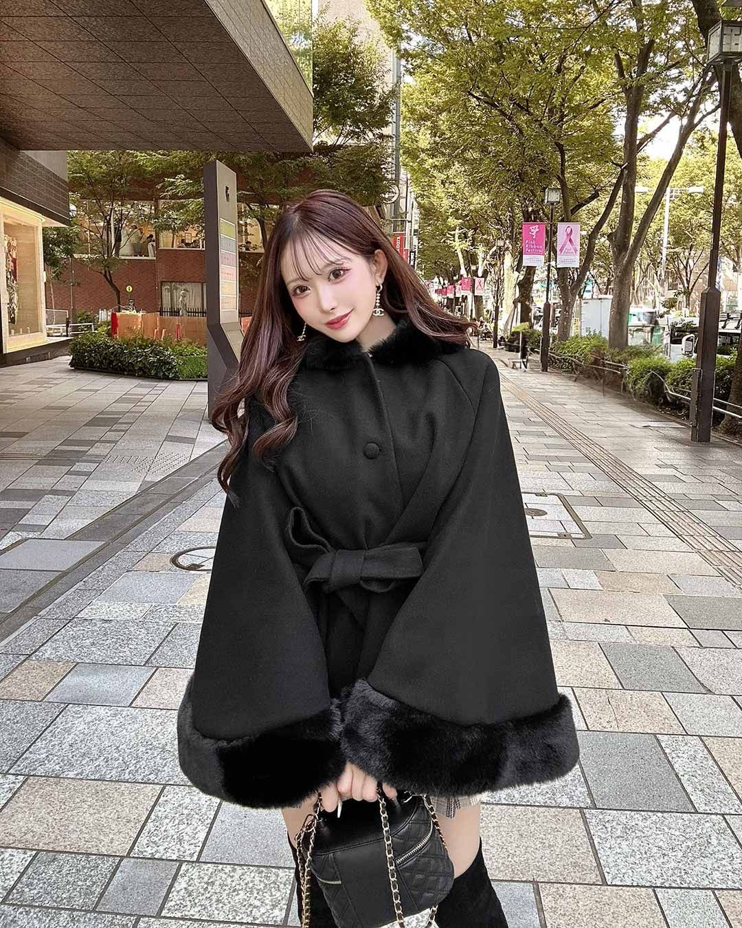 大人気シェリミーポンチョ♡新品タグ付きアイボリー フードファー