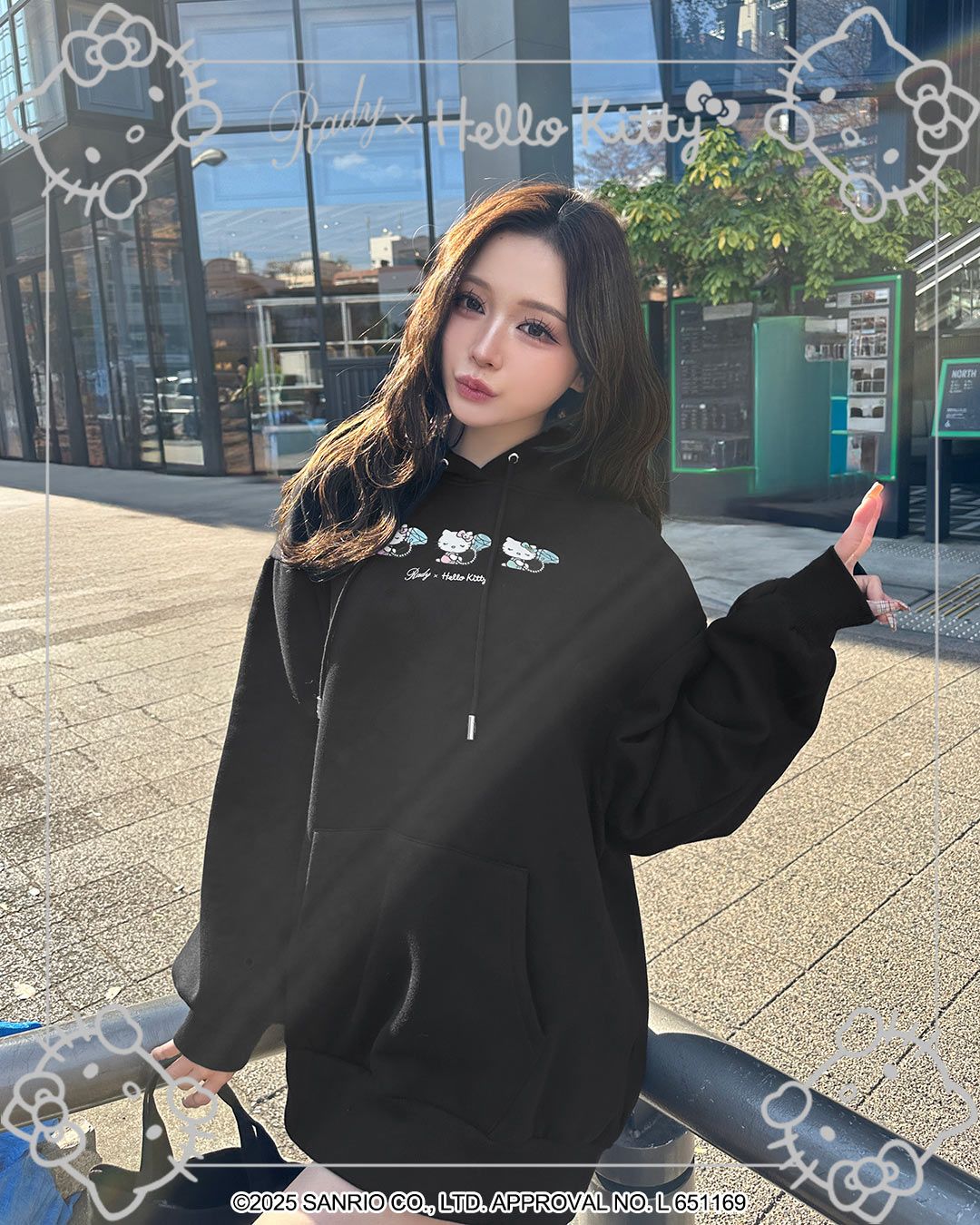 リングHello Kittyフーディ（裏起毛） ブラック | ファッション通販